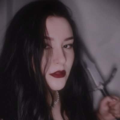 mothernazgul's profile picture. minha maior ambição é ir no Raul Gil cantar freezing moon ❨ cria do Mortiis com a Britney ☠︎︎