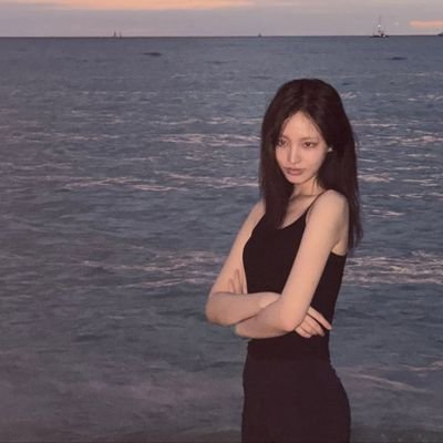 okimliz's profile picture. 