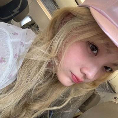 heart2moka's profile picture. fan account