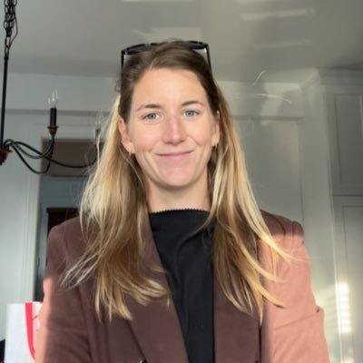 krissyennis's profile picture. 