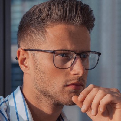 RileyDiefendor1's profile picture. Independent, always smiling, and a little stubborn. Passionate about art, traveling, and good food. Hoping to meet someone—not perfect, just genuine.