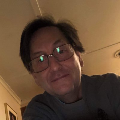 SnowQueen8268's profile picture. 