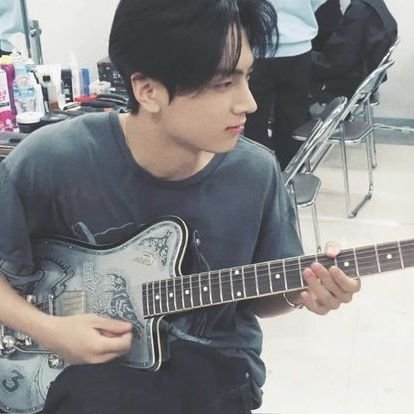 nirvkuz's profile picture. 