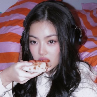 tienemid's profile picture. lmsy sun namtanfilm moon freenbecky rising