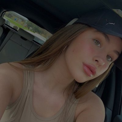 Zoey_Ross_'s profile picture. Tennis is a wonderful sport that combines speed, technique, and strategy.