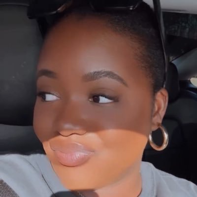 carenahailes's profile picture. visionaire