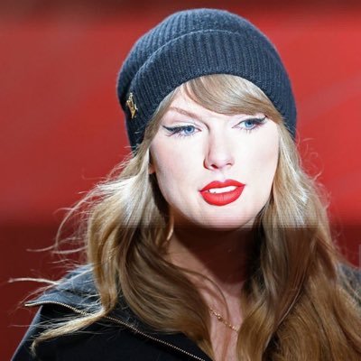 fearlessletter's profile picture. happy, free, confused virgo. trapped in the 2000’s. English | Spanish 🪽