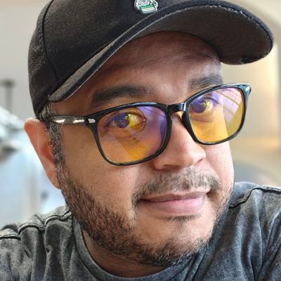 liramachado_'s profile picture. Branding • Liderança • Produção Executiva
Publicidade & Comunicação Visual | @evorafarma
📍RJ | 35 | Cristão | Casado 💍
🎧 Evanescence