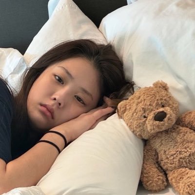 aftgdjx's profile picture. 제발 이상한 계정들 나한테 팔신 걸지 마