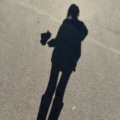 Zephyr_r3's profile picture. 私の人生哲学はとてもシンプルです、 独立を保ち、学び続け、前向きであり🌞、そしていつも優しい心で世界を抱きしめることです
#互関 #互fo