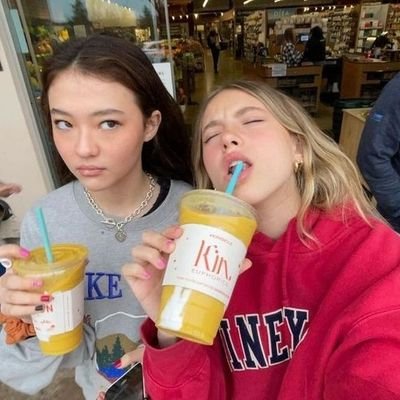 skenagyatt's profile picture. Free Palestine until it's really free. 🇵🇸