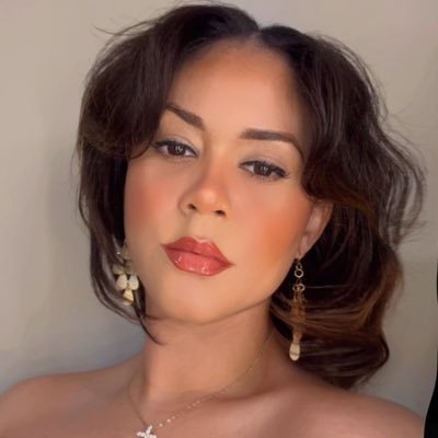 jaelyntiona's profile picture. 