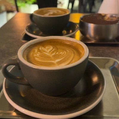 Mfkuwait88's profile picture. 