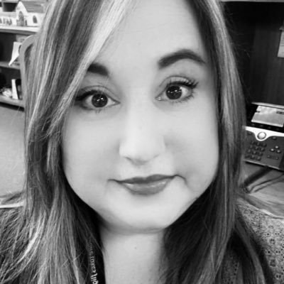 WindPixie's profile picture. California daydreamer, photographer, travel, crochet, artist, crafter, DIY, writer, animal advocate, empath, coffee, beach, forest, nature fairy 🌼🏹 #Caryl