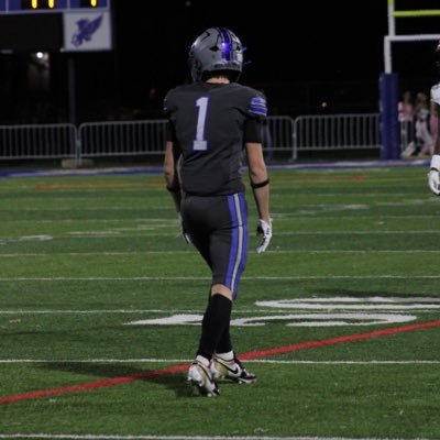 AFurtek92018's profile picture. Taft High School  (IL) class of 27’ 2 Sport ATH Football WR| 155 Ibs| GPA 3.9| 4.7 40 YD| Bench 170 Squat 275 lbs| 773-559-9077