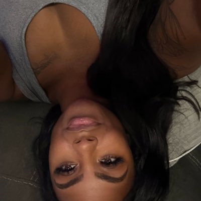 shaeinthecity's profile picture. 