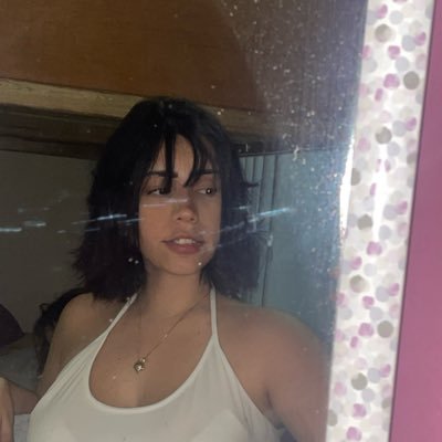 unknowic's profile picture. me dicen vic y eso es lo único q debes saber... ah que soy arquitecto