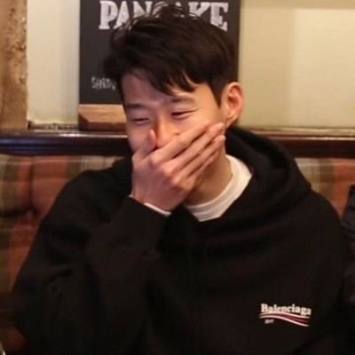 hmsonny0708_7's profile picture. @Sonny7
쏘니가 최고지🤍❤️🧡💛💚🩵🩵💜🤎🖤