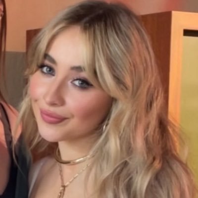 taybrinagfs's profile picture. 