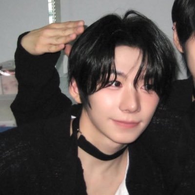 thinkschovy's profile picture. i don't play about #CHOVY | 🐻🐯 & 🐸🐱