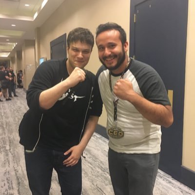 po_etries's profile picture. game dev and behavior analyst :) Currently working on *faro, davit*, a box set game containing POTOLINSKI NO MANGA, URUSHIOL, y mas. pew pew meow vroooom snkkt