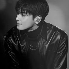 navigusha's profile picture. 