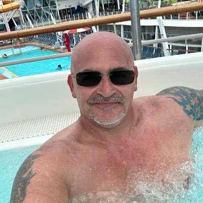 luisavi1968's profile picture. 