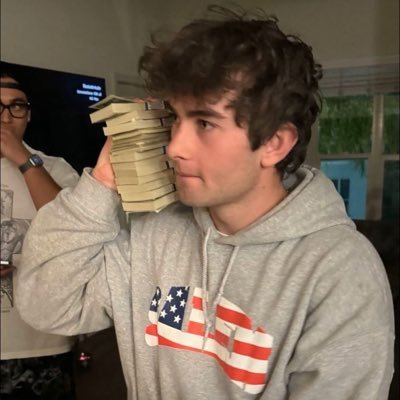 celebrityskin's profile picture. 