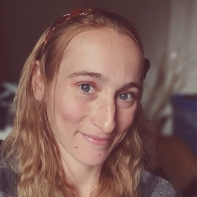 Sandrabens93721's profile picture. 