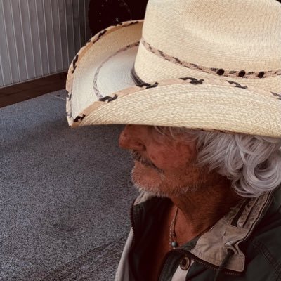 HarleyHogman's profile picture. Swimming Harley Davidson RZR 100% Patriot #MAGA God & Country 🇺🇸🇺🇸🇺🇸🇺🇸