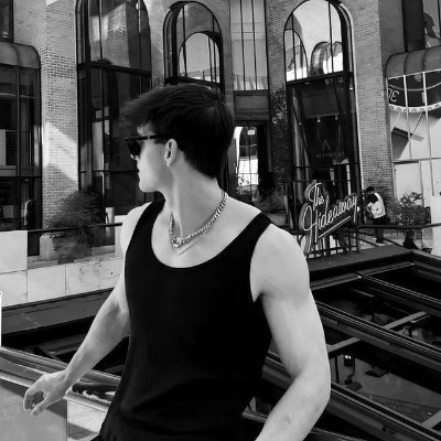 solomplays's profile picture. 