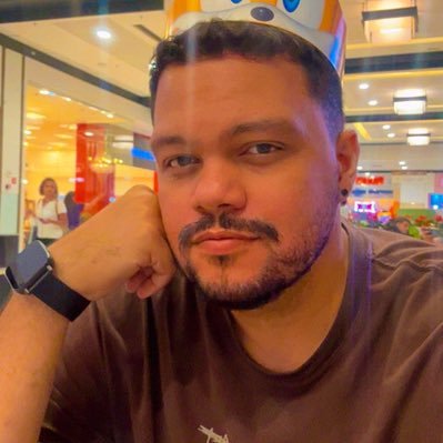 Mrjoz87's profile picture. 𝘛𝘪𝘯𝘢𝘴𝘩𝘦? 𝘷𝘰𝘤𝘦 𝘱𝘰𝘳 𝘢𝘲𝘶𝘪! 🏳️‍🌈🏳️‍⚧️