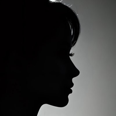 Ana8311s's profile picture. إني لستُ مَلَكًا ولا شيطانًا، بل أنا مكتوب في كتابهم 𓂀 𓋹𓃠 Journaling & quiet reflections | Collector of quotes Married heart ♥︎ | No DMs