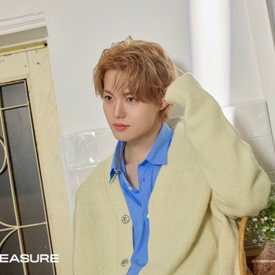 bysharmaine's profile picture. ✧ multi-stan ✧