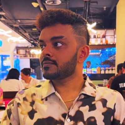 20habib10's profile picture. • 🇸🇬 | ♎️ | 🧑‍💻 •