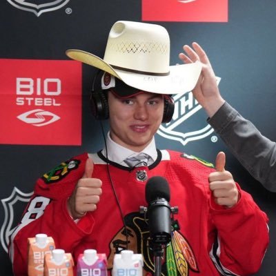hawksabbey's profile picture. leafs fan who has grown fond of the  blackhawks and a sprinkle of sj sharks | i love my country connor bedard😛| main acc @absleafs