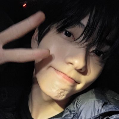 1303captorr's profile picture. ex @1303captor | selective / slow collector.