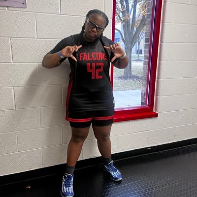 TheeShooter2029's profile picture. Class of 2029, East kentwood high school ❤️🖤, “Nothing is given, everything is earned”-LeBron James