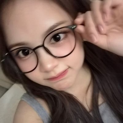 08taste13's profile picture. ₊˚⊹♡ pink blood heartbeat ♡⊹˚₊ 🎀