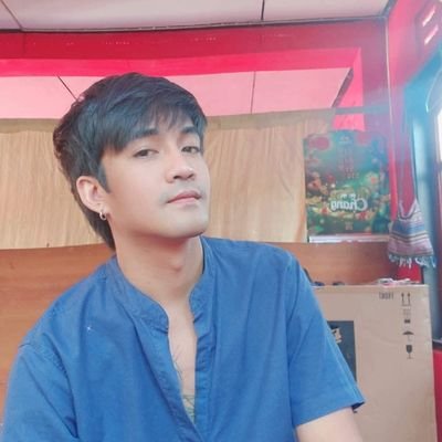 khkkhk130205's profile picture. 