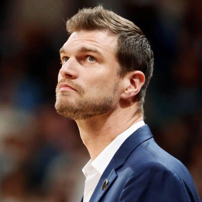 CJCourtside's profile picture. BR → Oregon. You can call me Jam. #NBA