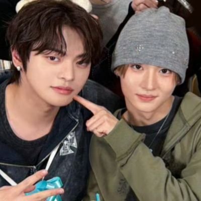 salingsuap's profile picture. https://t.co/HVdgwwbaMX   ᰍ ⊹  렝원 ⭑ ࣪  ᨈ  𖥻 ♥︎