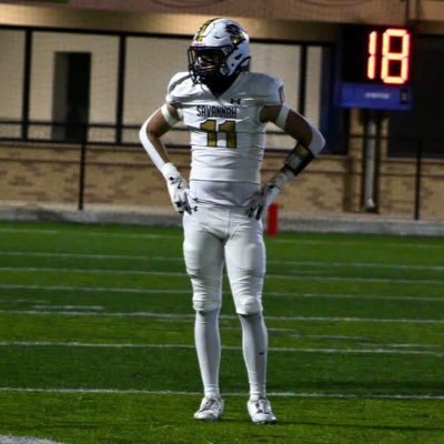 zyler_snapp's profile picture. 2028 Savannah High School |TE/WR🏈|PF/C🏀|6’4 205lbs|