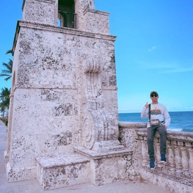 wilsonwesleygre's profile picture. Love yourself first and foremost. Focus on the things that matter to you. Choose to be grateful.