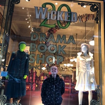 wickedg0re's profile picture. Spock’s mum 🖖🏻🩵 Wicked💚🩷horror enthusiast🔪Chronic illness warrior🩷 Jessie Murph🖤 Eras Tour Liverpool N3🫶🏻 DV survivor🎗️💜 audhd🤍 celtic fc🍀