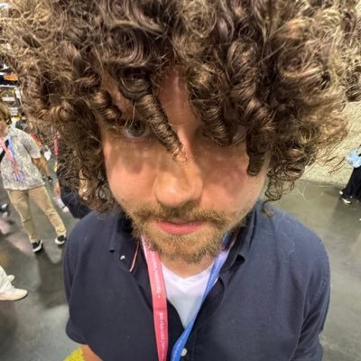 pupdre's profile picture. somewhat inactive, throwaway account