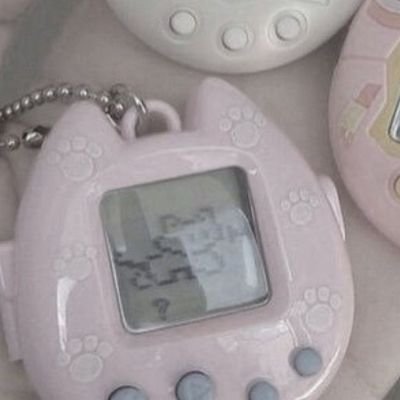 seelebom's profile picture. 