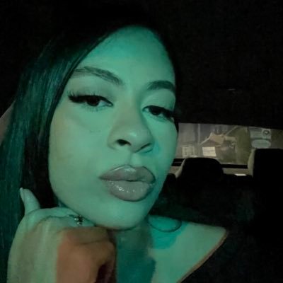 Anaira369's profile picture. ☆⋆｡𖦹°‧★🛸 ootw | 🇨🇻x 🇸🇳