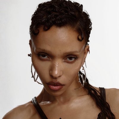 magdaleneportal's profile picture. ·:*¨༺ ♱true nature won't search to destroy if it doesn't make sense♱ ༻¨*:· survivor