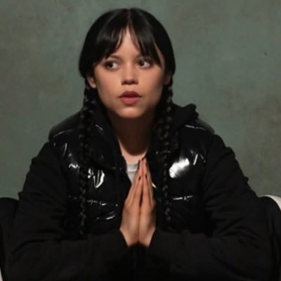 soggythongs's profile picture. she/her pro yapper + stay mad